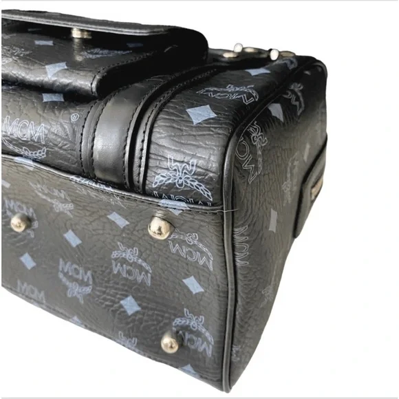 MCM Black Visetos Boston Bag 25cm – Rare Blue Logo Accents Excellent Condition! - Picture 4 of 10